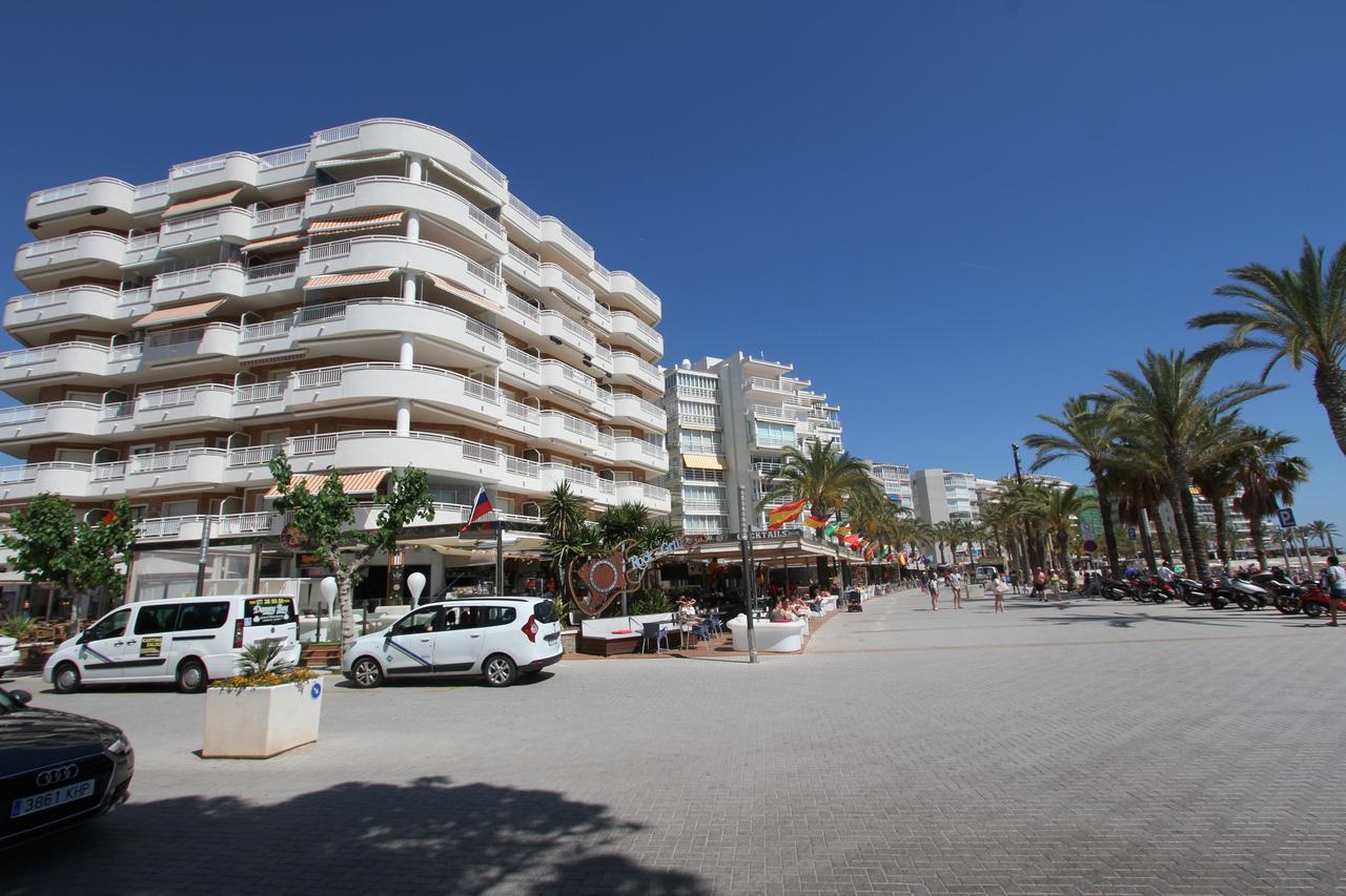 For A Stay Santillana Plaza Salou Exteriör bild